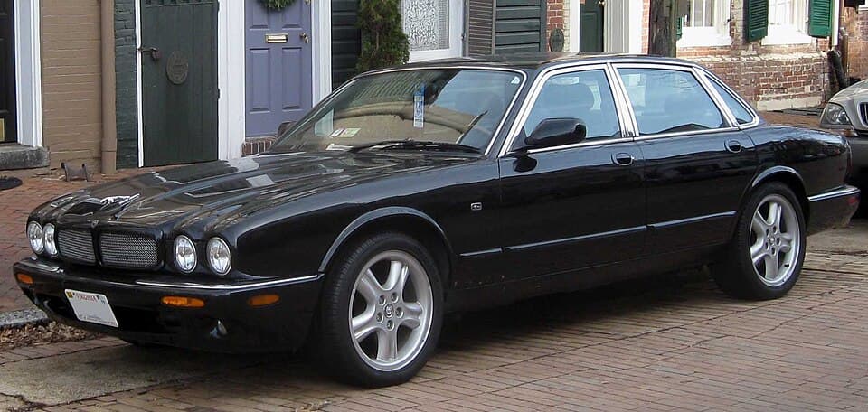 Jaguar XJ (X308)