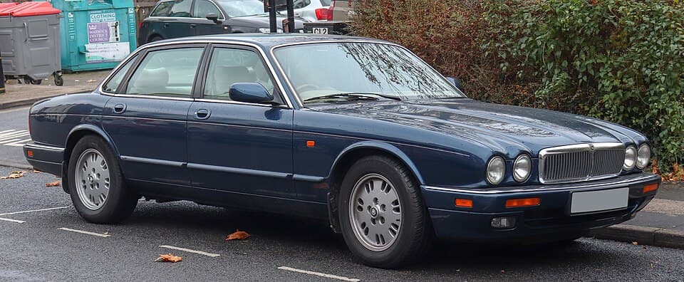 Jaguar XJ (X300)