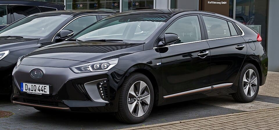 Hyundai IONIQ (hybrid/PHEV/EV)