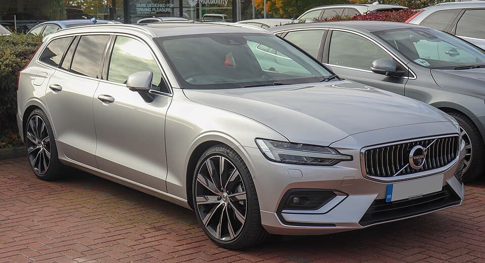 Volvo V60 Recharge (PHEV)