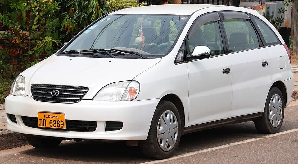 Toyota Nadia