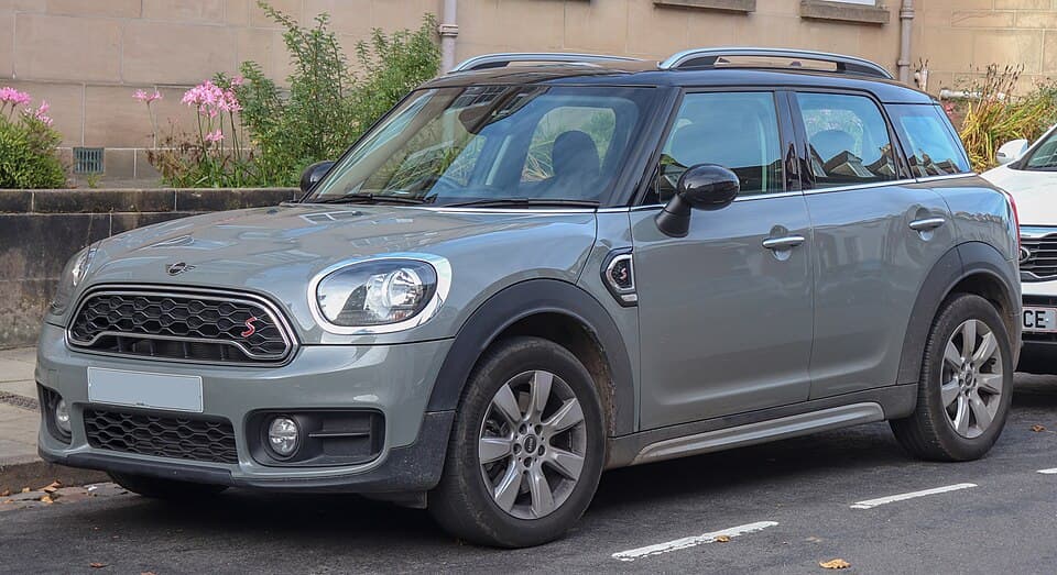 MINI MINI Cooper (J01, generation 4)