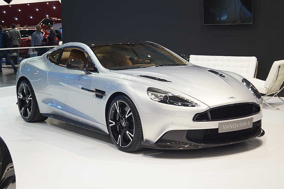Aston Martin Vanquish (2001-2007 / 2012-2018)