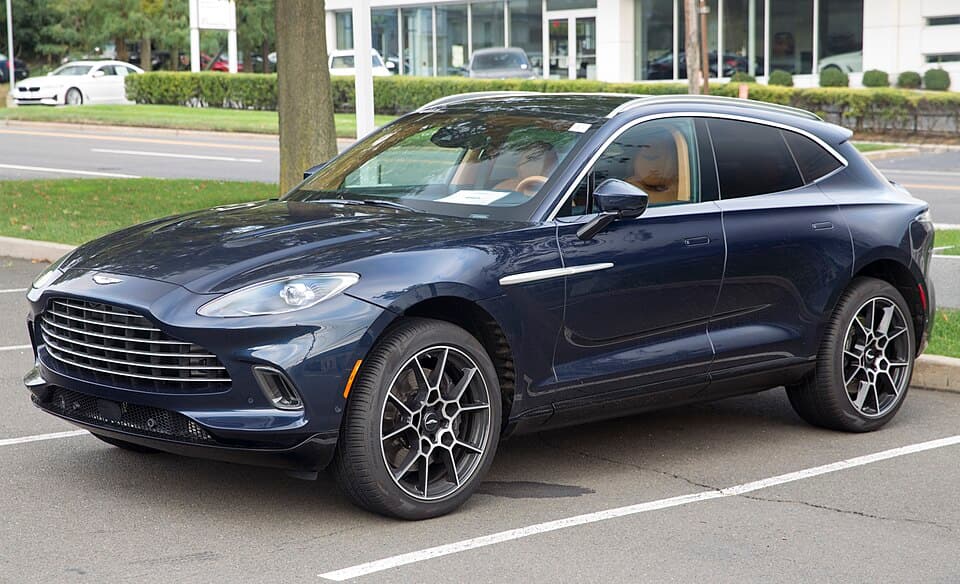 Aston Martin DBX / DBX707