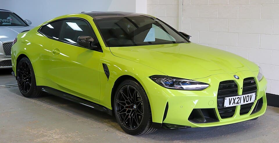 BMW M4 (G82)