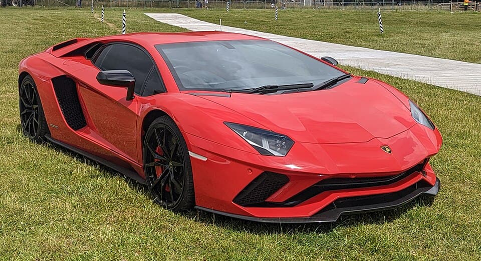 Lamborghini Aventador SVJ
